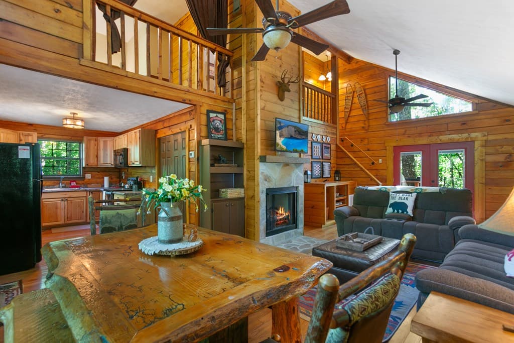 488 S Lemmon Lane, Ellijay GA 30540 - Photo