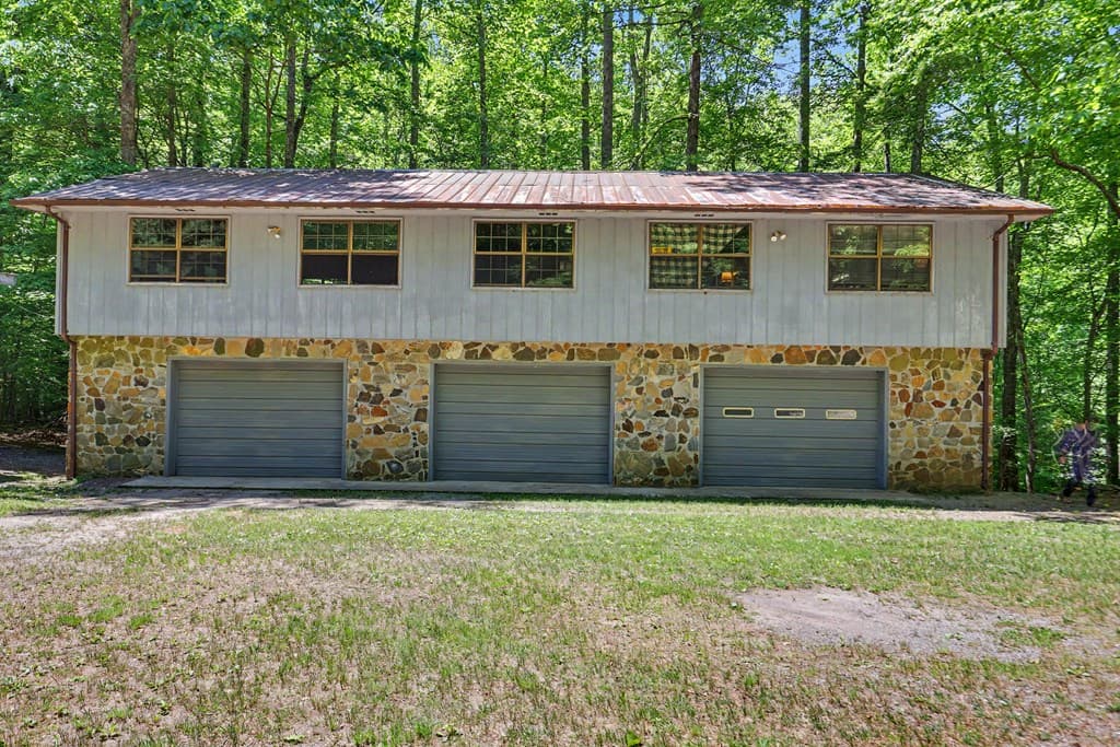 1127 Burch Branch Road, Hiawassee GA 30546 - Photo