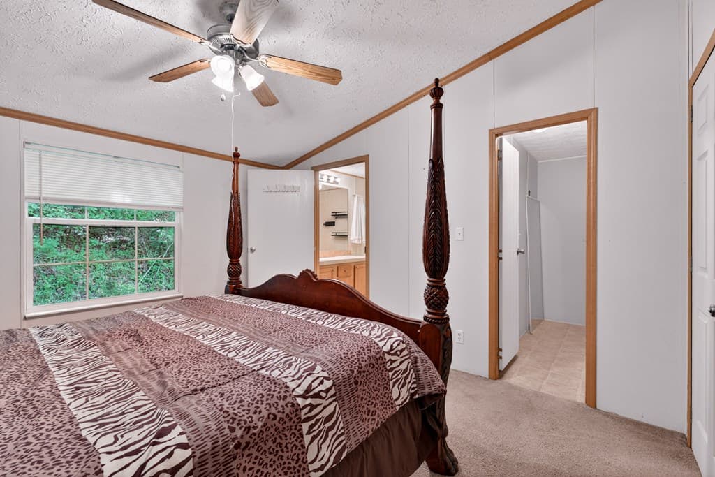 282 West Cherry, Hayesville NC 28904 - Photo