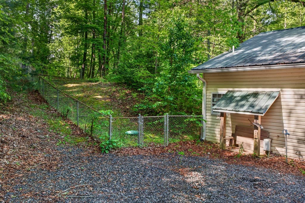 282 West Cherry, Hayesville NC 28904 - Photo