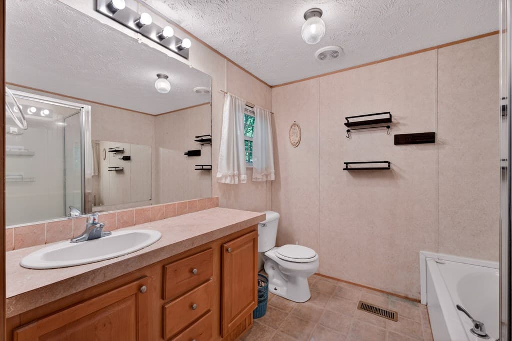 282 West Cherry, Hayesville NC 28904 - Photo