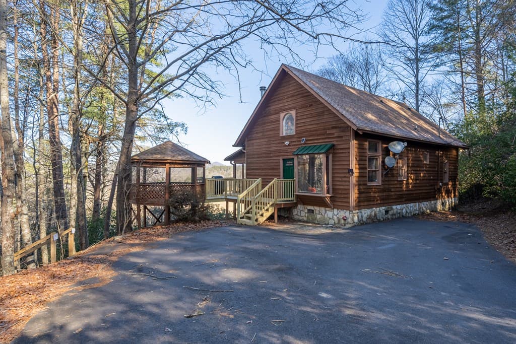 517 Ridge Road, Blue Ridge GA 30513 - Photo