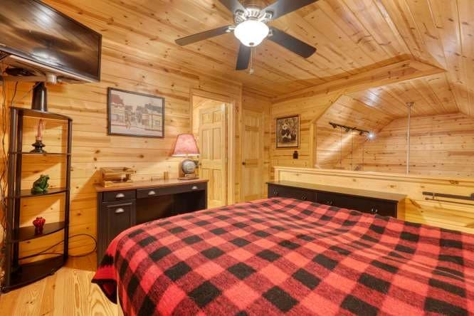 147 Mountain Top View Road, Blairsville GA 30512 - Photo