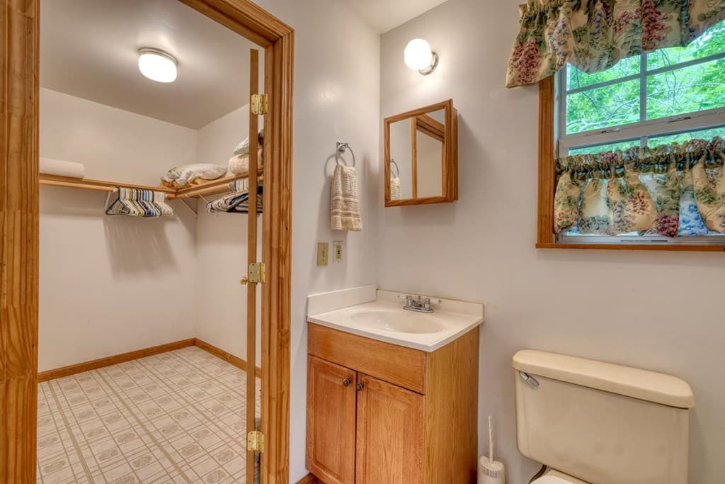 1066 Ridge Road, Hiawassee GA 30546 - Photo