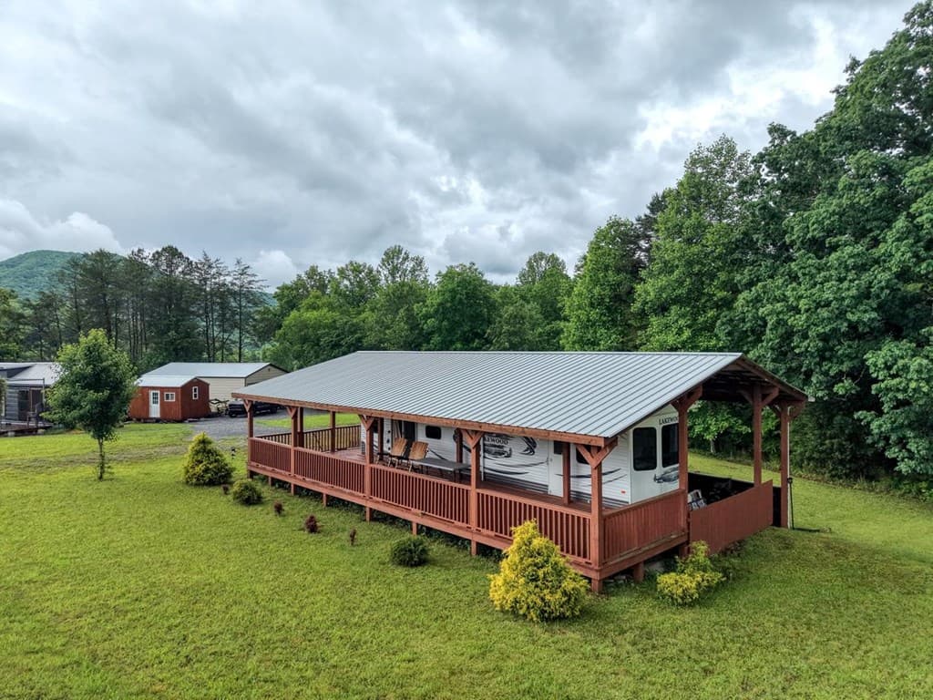 568 Parks Road, Hiawassee GA 30546 - Photo