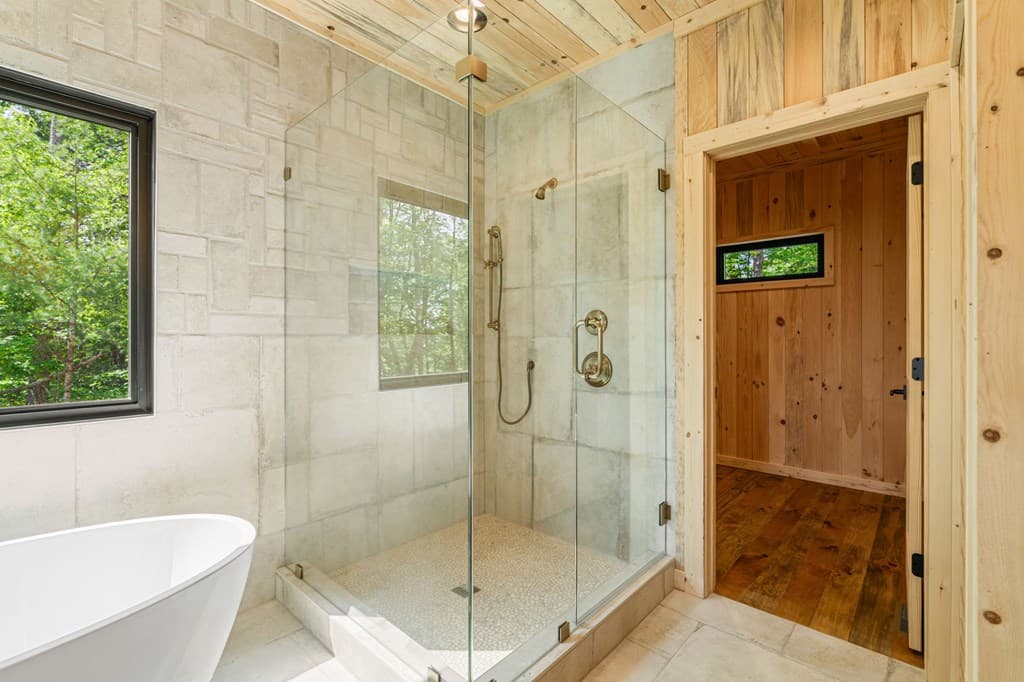 11758 Chatsworth Hwy, Ellijay GA 30540 - Photo