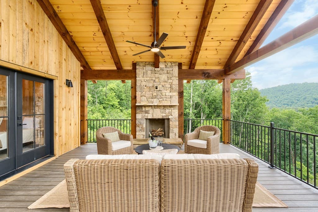 11758 Chatsworth Hwy, Ellijay GA 30540 - Photo