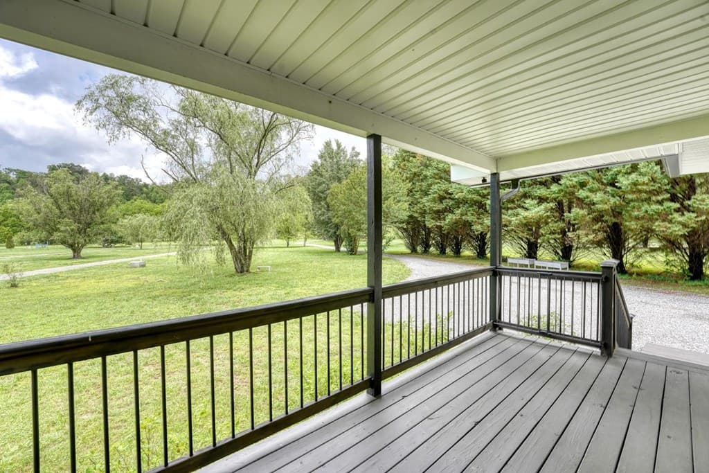 33 Tusquittee Valley Lane, Hayesville NC 28904 - Photo