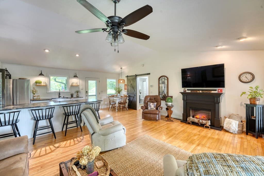 33 Tusquittee Valley Lane, Hayesville NC 28904 - Photo