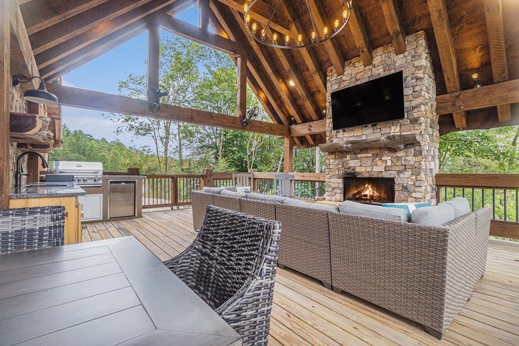 142 Mountain Trace, Ellijay GA 30540 - Photo