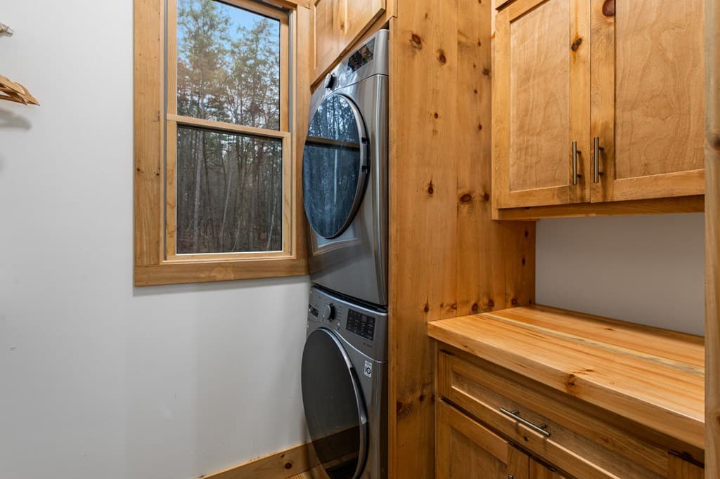 649 Lees Ride, Mccaysville GA 30555 - Photo