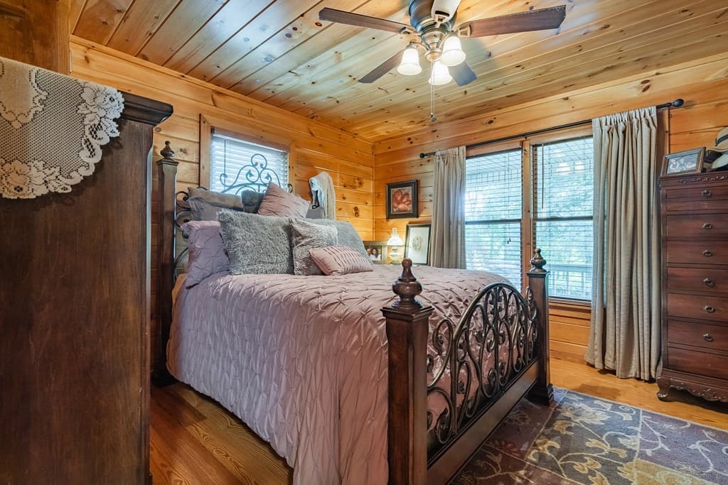 270 Stone Lane, Blue Ridge GA 30513 - Photo
