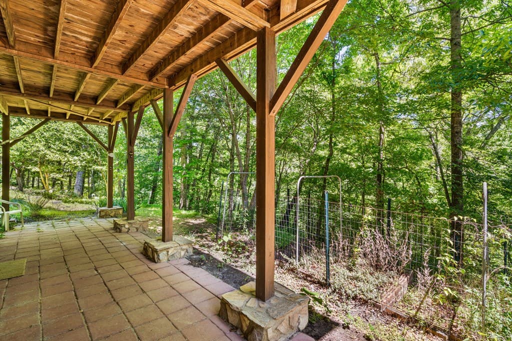 977 Tarheel Drive W, Murphy NC 28906 - Photo