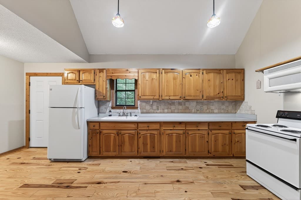 131 April Lane, Blairsville GA 30152 - Photo