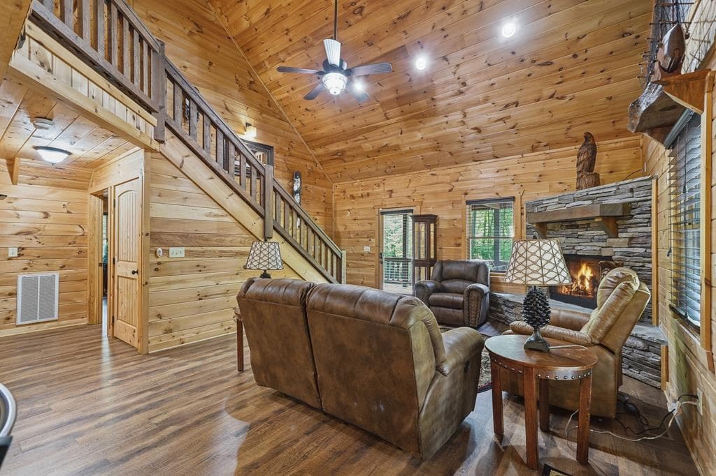 55 Hallee Drive, Mineral Bluff GA 30559 - Photo