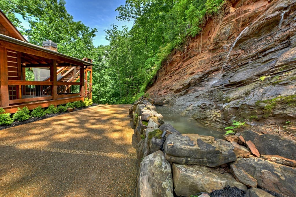 454 Genessee Path, Blue Ridge GA 30513 - Photo