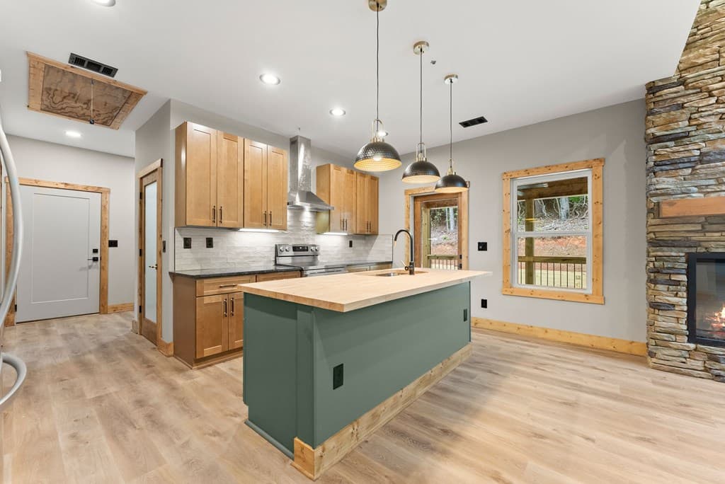 286 Frances Drive, Ellijay GA 30536 - Photo