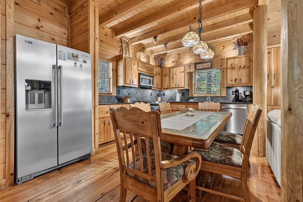 92 Fish Trap Road, Blue Ridge GA 30513 - Photo