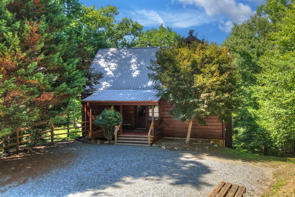 92 Fish Trap Road, Blue Ridge GA 30513 - Photo