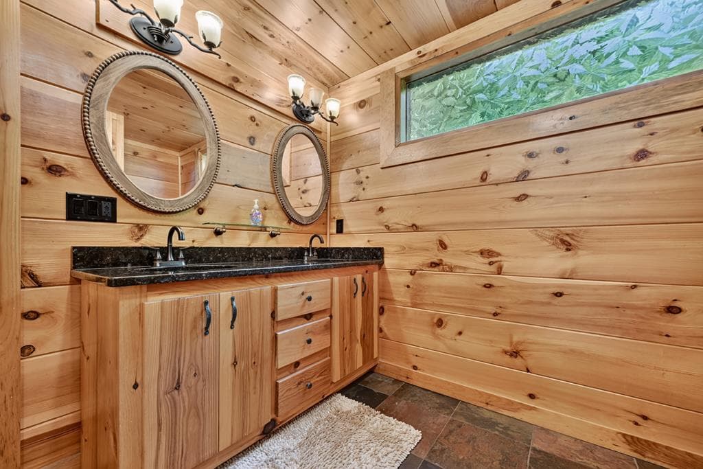 92 Fish Trap Road, Blue Ridge GA 30513 - Photo