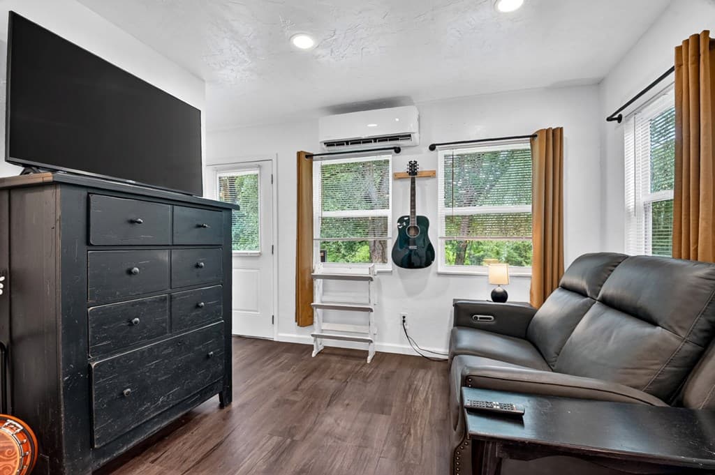 93 Collins Nursery Lane, Blairsville GA 30512 - Photo