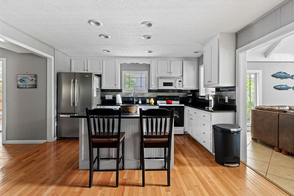 221 W Reece Creek Road W, Blairsville GA 30512 - Photo