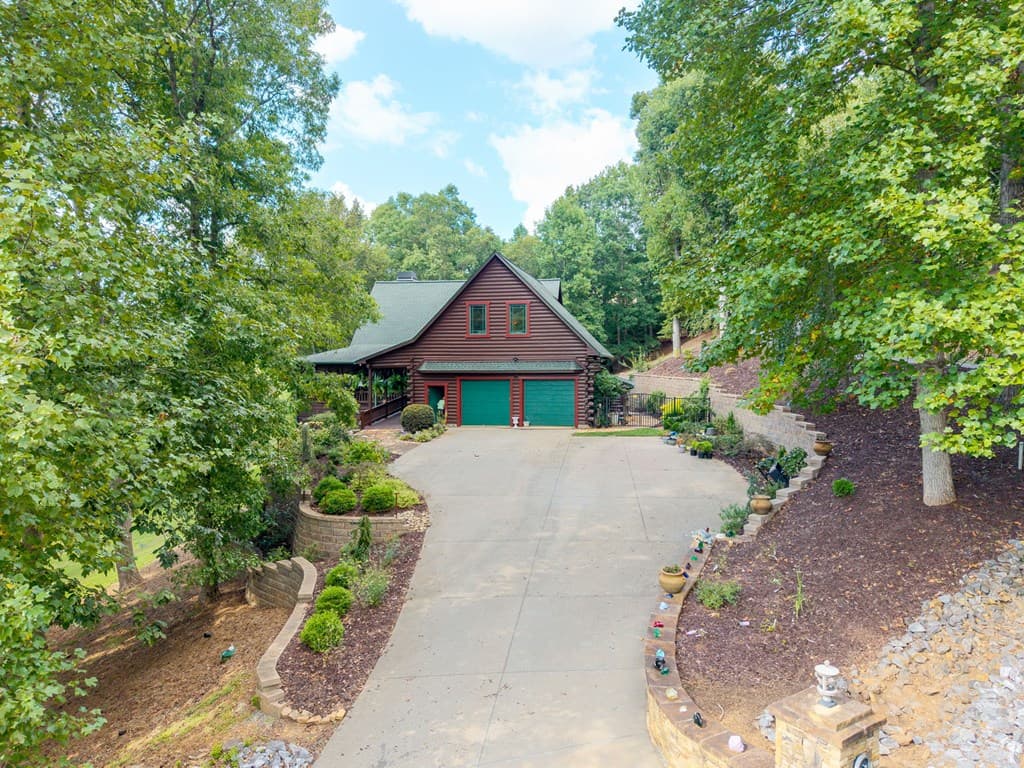 3383 Indian Springs Drive, Hiawassee GA 30546 - Photo