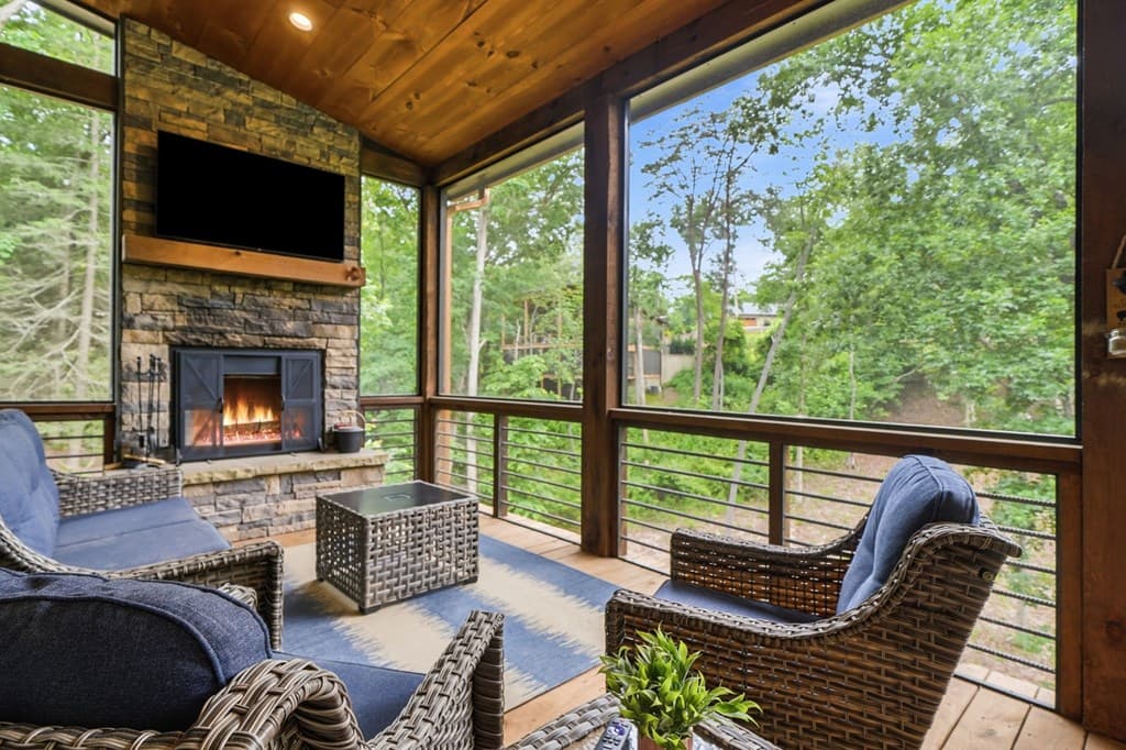 200 Arbor Way, Blue Ridge GA 30513 - Photo