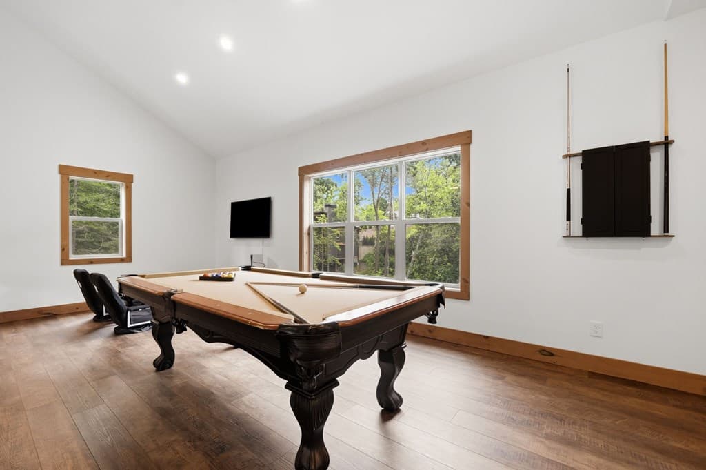 200 Arbor Way, Blue Ridge GA 30513 - Photo