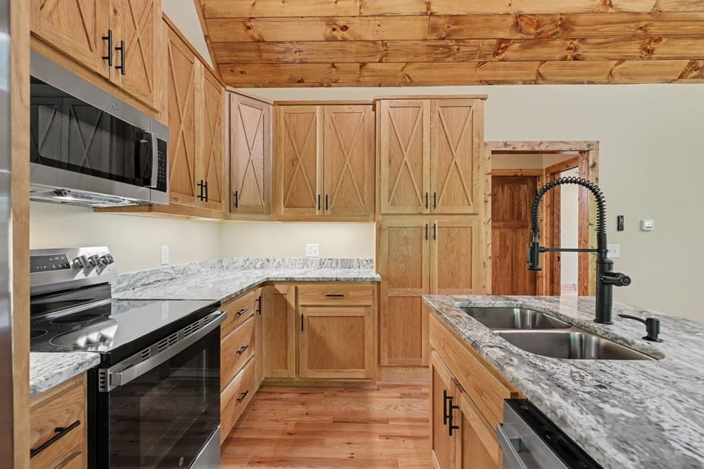 177 Poteete Creek Road, Blairsville GA 30512 - Photo