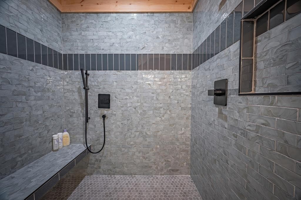 193 Pontoosuc Drive, Mineral Bluff GA 30559 - Photo