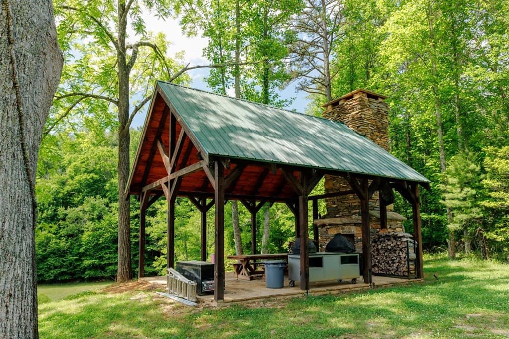 5260 Hardscrabble Road, Mineral Bluff GA 30559 - Photo