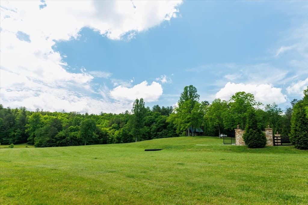 5260 Hardscrabble Road, Mineral Bluff GA 30559 - Photo