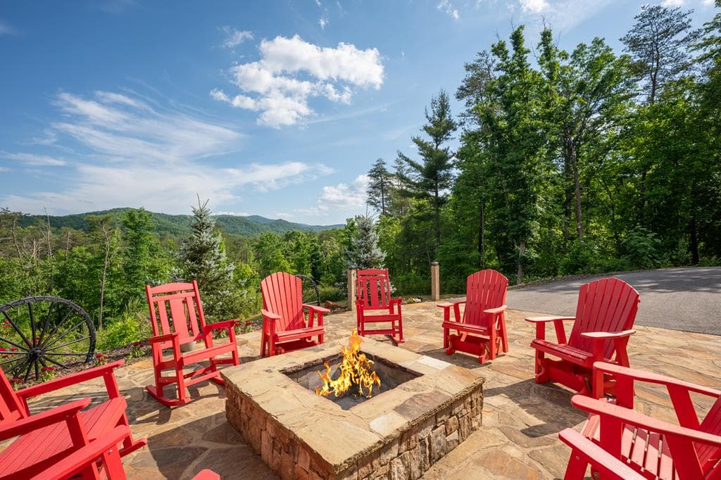 540 Weaver Creek Overlook, Blue Ridge GA 30513 - Photo