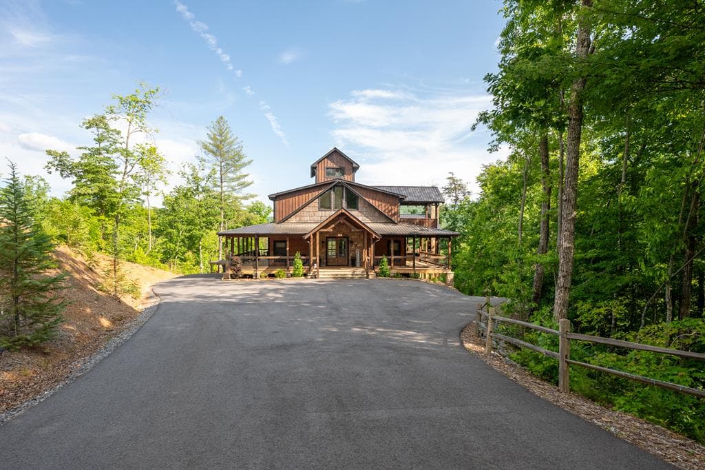 540 Weaver Creek Overlook, Blue Ridge GA 30513 - Photo
