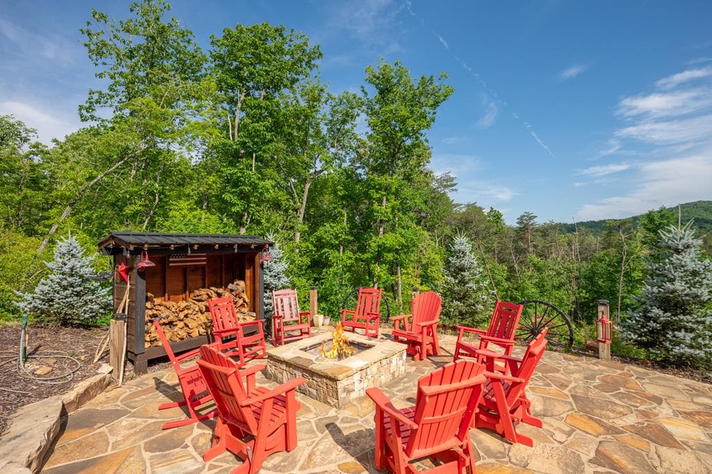540 Weaver Creek Overlook, Blue Ridge GA 30513 - Photo