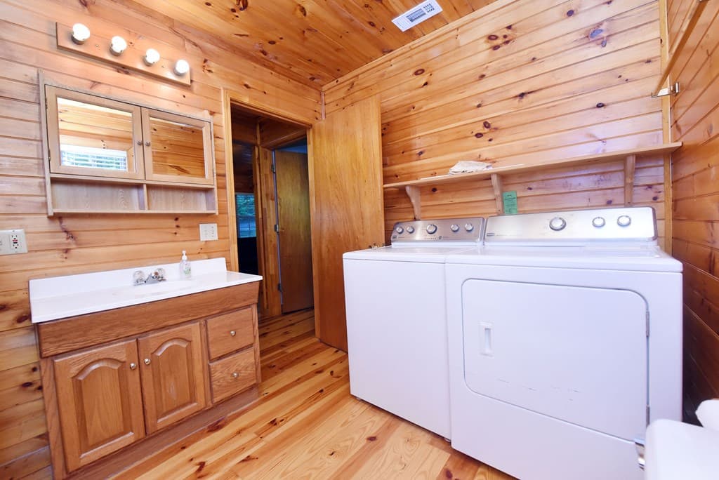 175 Bell Road, Mineral Bluff GA 30559 - Photo