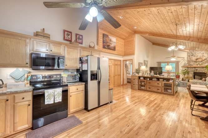 280 Fox Trot Lane, Murphy NC 28906 - Photo