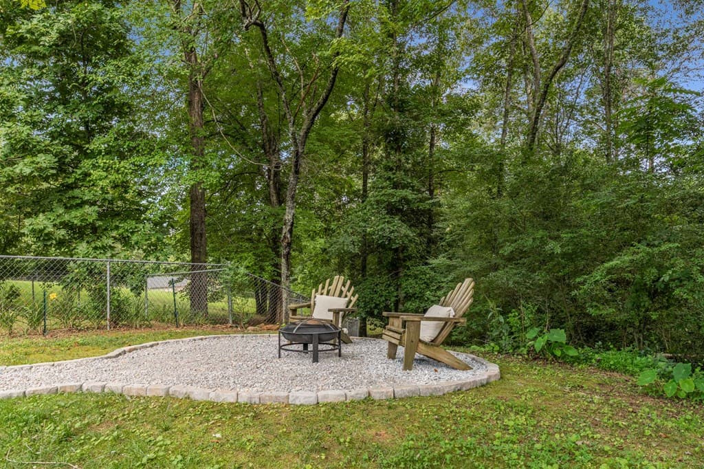 214 Piney Woods Drive, Ellijay GA 30536 - Photo