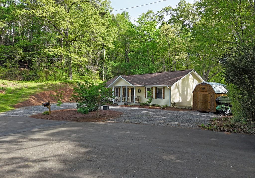 61 Bradley Street, Blue Ridge GA 30513 - Photo