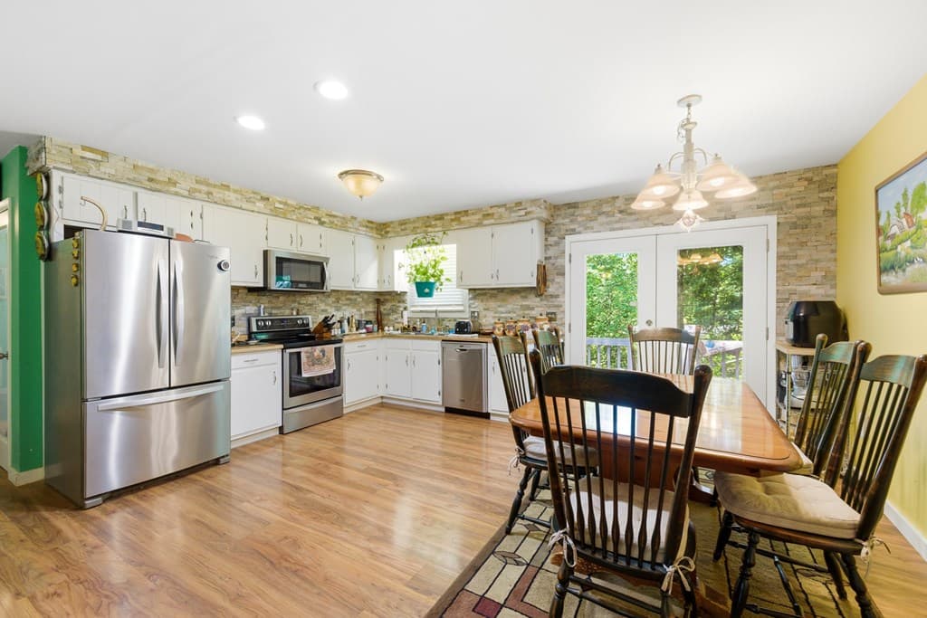 2455 Oak Knoll Drive, Hiawassee GA 30546 - Photo