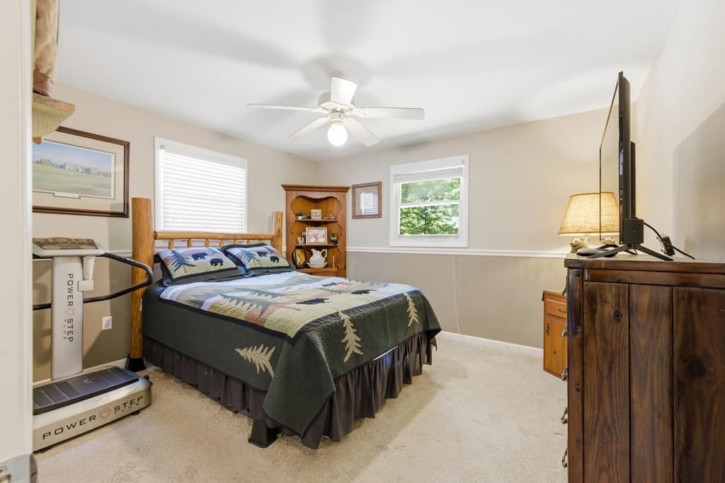 2455 Oak Knoll Drive, Hiawassee GA 30546 - Photo