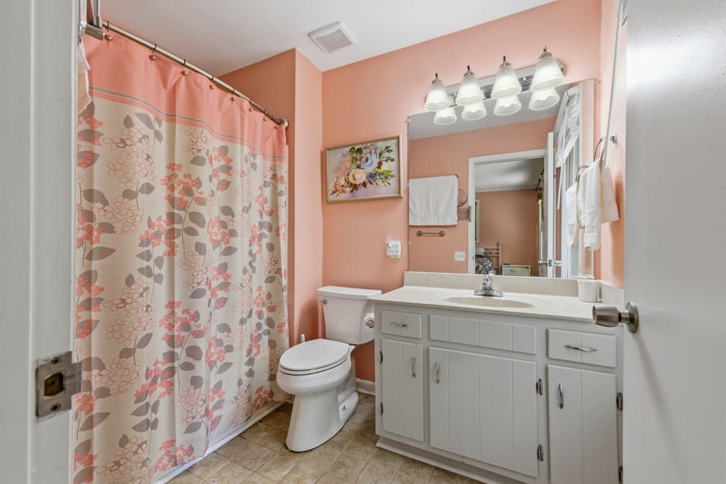 2455 Oak Knoll Drive, Hiawassee GA 30546 - Photo
