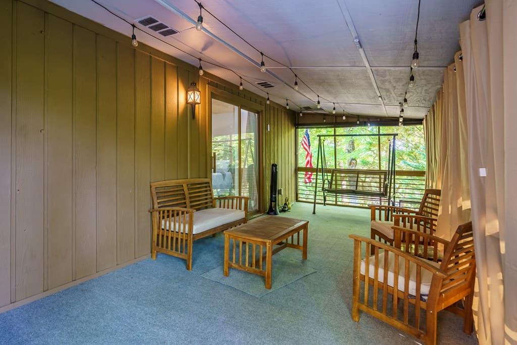 775 Mountain Oak Road, Ellijay GA 30540 - Photo