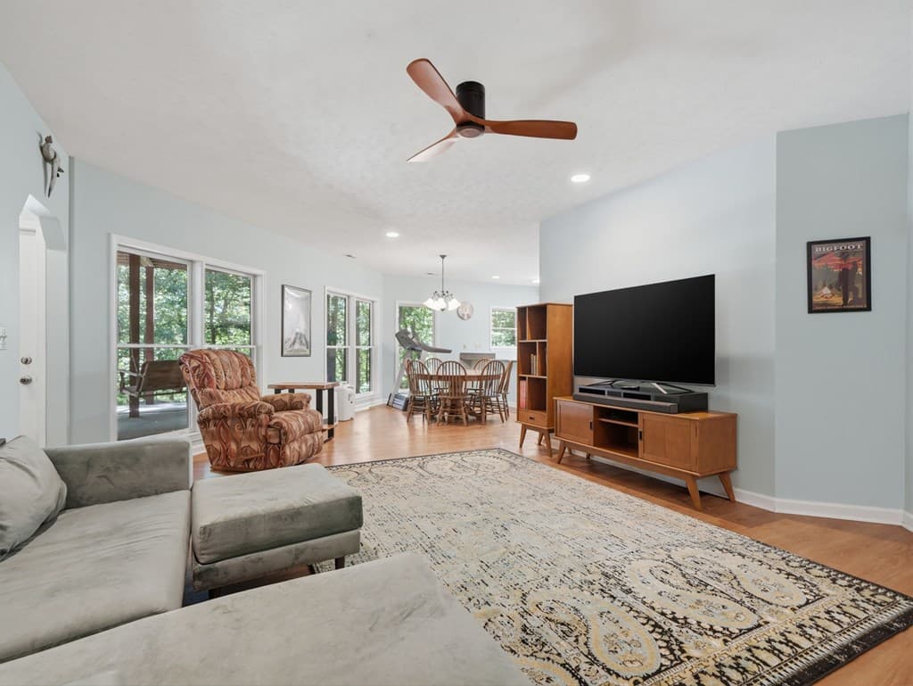 142 Armor Court, Ellijay GA 30540 - Photo