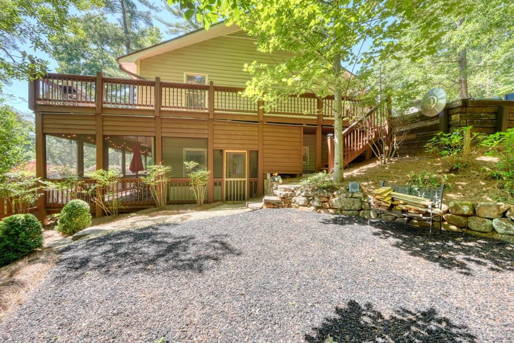 276 Lancelot Loop, Clayton GA 30525 - Photo