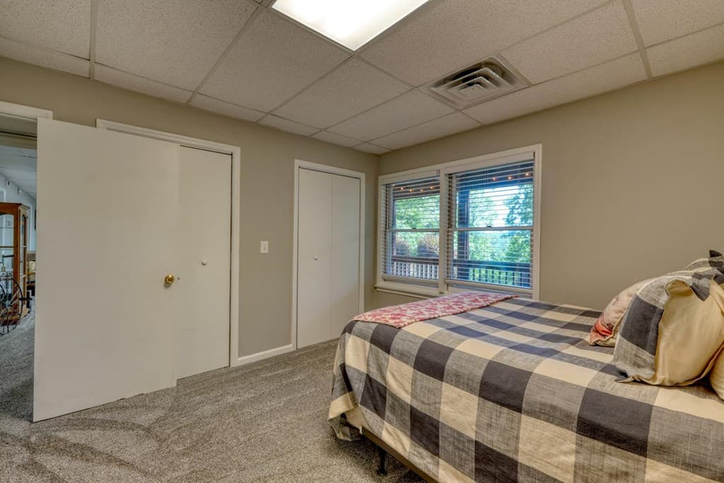 276 Lancelot Loop, Clayton GA 30525 - Photo