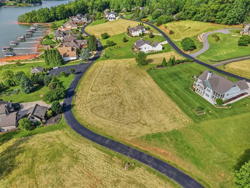 25 Mcintosh Circle, Hayesville NC 28904 - Photo