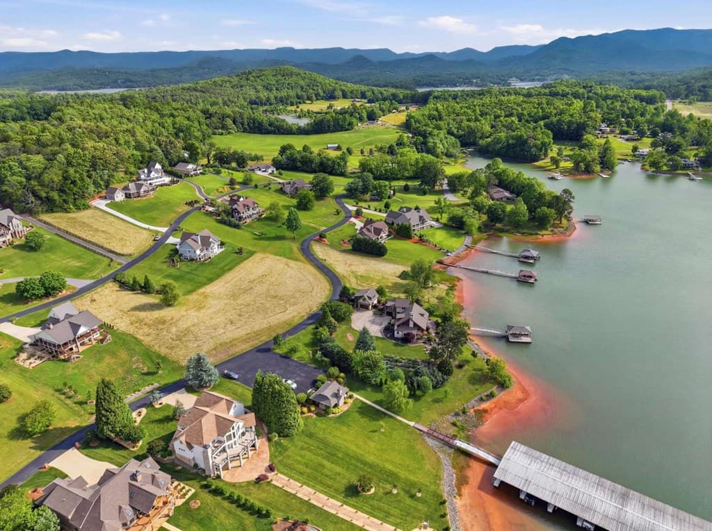 25 Mcintosh Circle, Hayesville NC 28904 - Photo