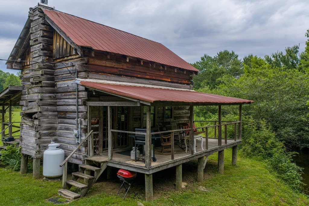 13431 Hwy 68, Tellico Plains TN 37385 - Photo